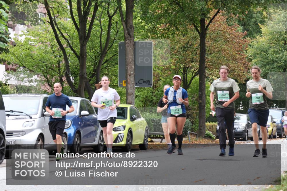 21.09.2025 - PSD Bank Halbmarathon Luisa Fischer http://msf.ph/oto/8922320 21.09.2025 12:09:03 Laufen 3418, 3227, 225, 1605, 1214, 1604 meine-sportfotos.de