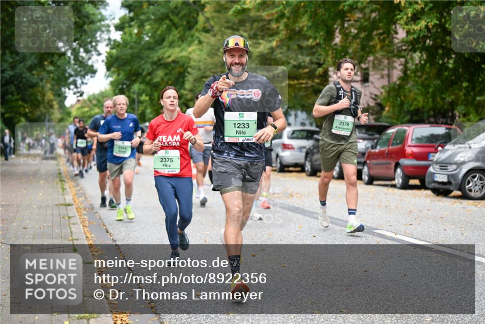 21.09.2025 - PSD Bank Halbmarathon Dr. Thomas Lammeyer http://msf.ph/oto/8922356 21.09.2025 10:41:49 Laufen 1233, 2565, 2375, 2378 meine-sportfotos.de