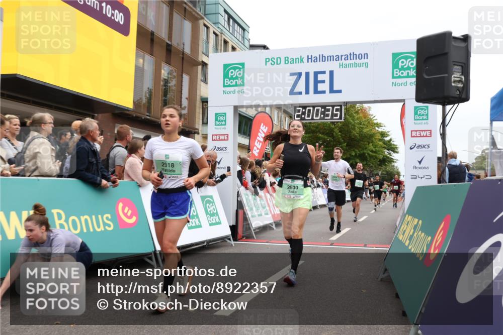 21.09.2025 - PSD Bank Halbmarathon Strokosch-Dieckow http://msf.ph/oto/8922357 21.09.2025 11:59:58 Ziel 1075, 2530, 2549, 2721, 2782, 2918, 2929, 3048, 3152, 3990, 4034, 4049 meine-sportfotos.de