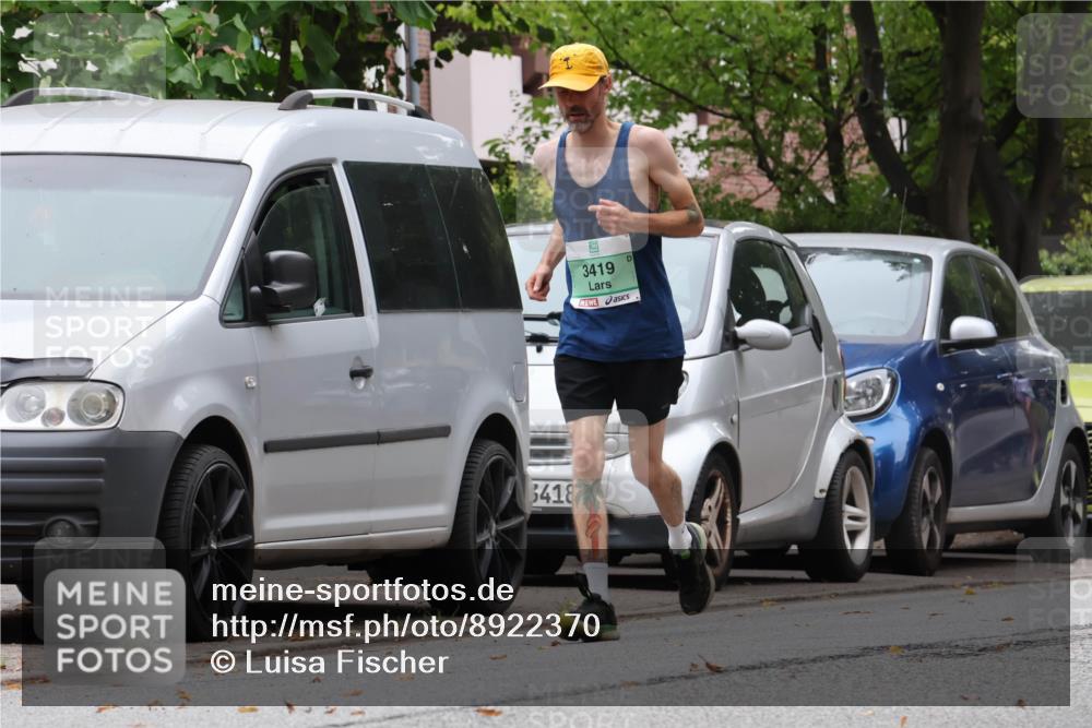 21.09.2025 - PSD Bank Halbmarathon Luisa Fischer http://msf.ph/oto/8922370 21.09.2025 12:09:13 Laufen 3418, 3419 meine-sportfotos.de