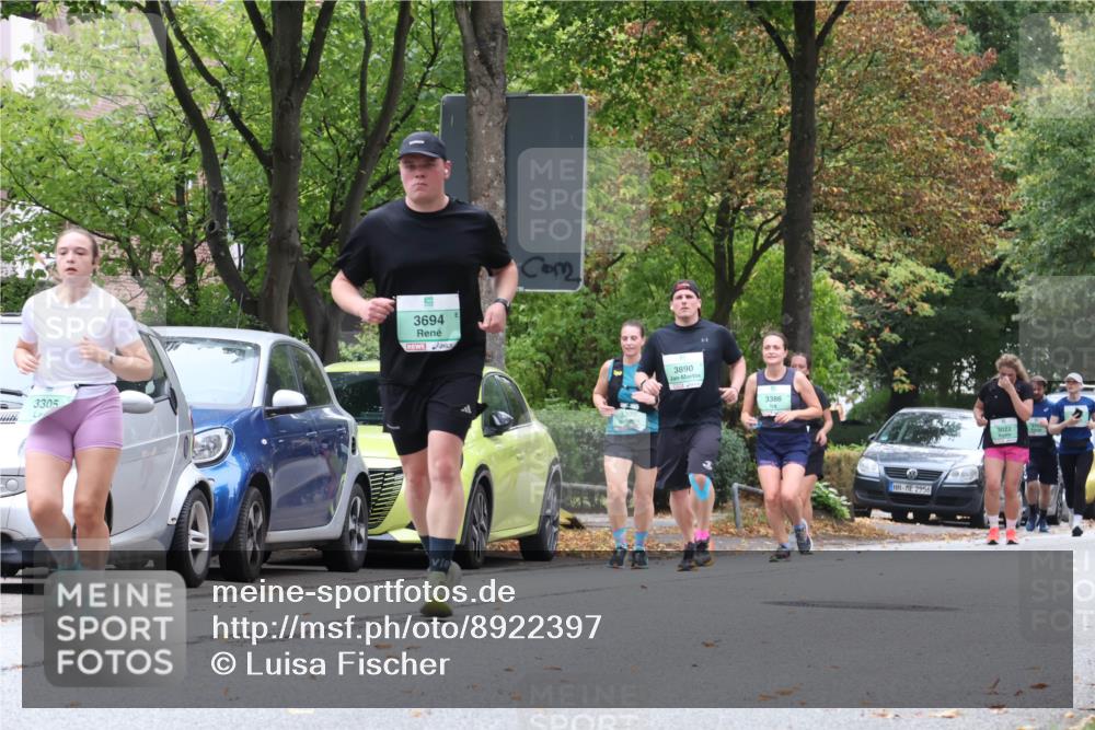 21.09.2025 - PSD Bank Halbmarathon Luisa Fischer http://msf.ph/oto/8922397 21.09.2025 12:09:20 Laufen 3305, 3694, 3890, 3386, 2956, 3022 meine-sportfotos.de