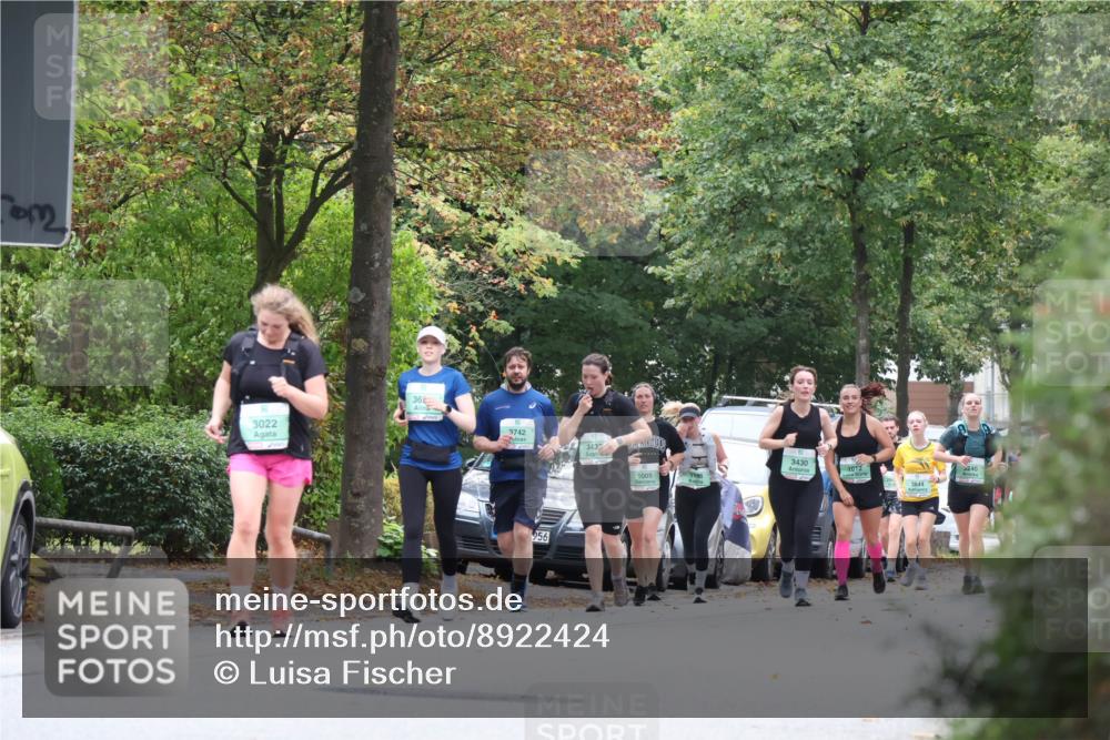 21.09.2025 - PSD Bank Halbmarathon Luisa Fischer http://msf.ph/oto/8922424 21.09.2025 12:09:25 Laufen 36, 3022, 3742, 343, 956, 1005, 3430, 1012, 240, 3644 meine-sportfotos.de