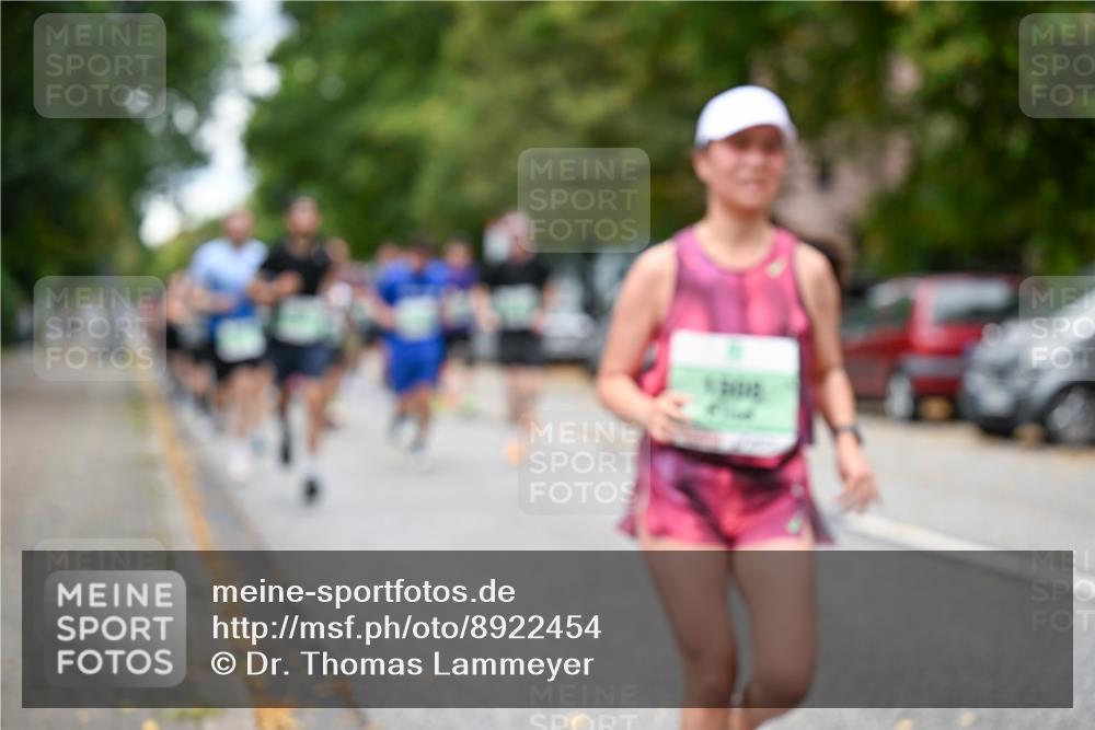 21.09.2025 - PSD Bank Halbmarathon Dr. Thomas Lammeyer http://msf.ph/oto/8922454 21.09.2025 10:41:54 Laufen  meine-sportfotos.de