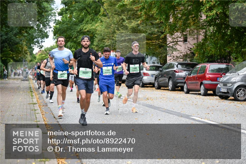 21.09.2025 - PSD Bank Halbmarathon Dr. Thomas Lammeyer http://msf.ph/oto/8922470 21.09.2025 10:41:55 Laufen 1049, 2411, 2337, 1395, 1396, 4915 meine-sportfotos.de