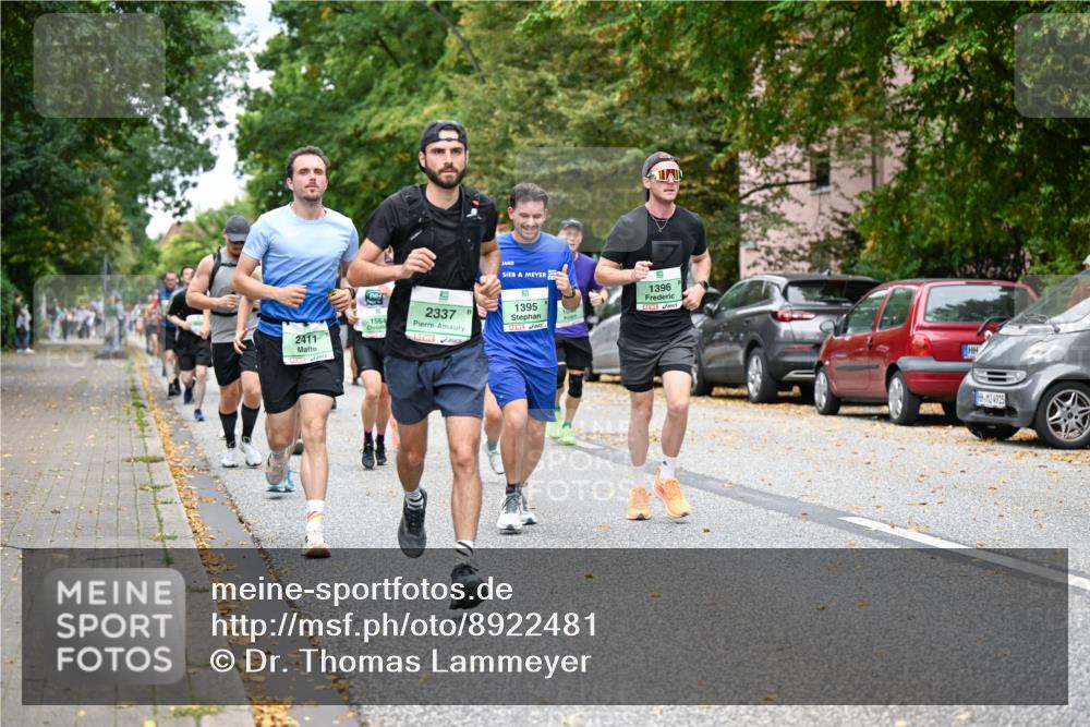 21.09.2025 - PSD Bank Halbmarathon Dr. Thomas Lammeyer http://msf.ph/oto/8922481 21.09.2025 10:41:56 Laufen 1564, 2411, 2337, 1396, 1395, 4915 meine-sportfotos.de