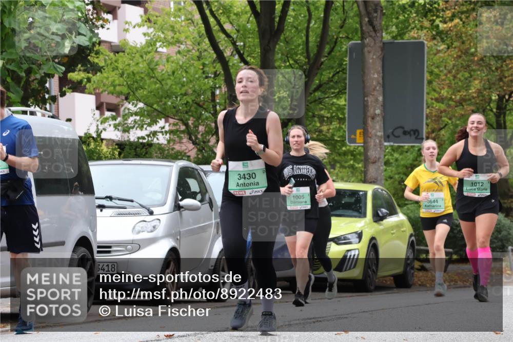 21.09.2025 - PSD Bank Halbmarathon Luisa Fischer http://msf.ph/oto/8922483 21.09.2025 12:09:37 Laufen 6418, 3430, 1005, 3644, 1012 meine-sportfotos.de