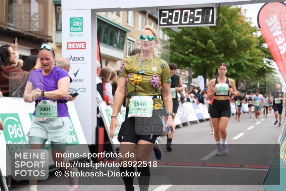 21.09.2025 - PSD Bank Halbmarathon Strokosch-Dieckow http://msf.ph/oto/8922518 21.09.2025 12:00:14 Ziel 1481, 1948, 2255, 2314, 2490, 2538, 2640, 2648, 2769, 2801, 3094, 3738, 3906 meine-sportfotos.de