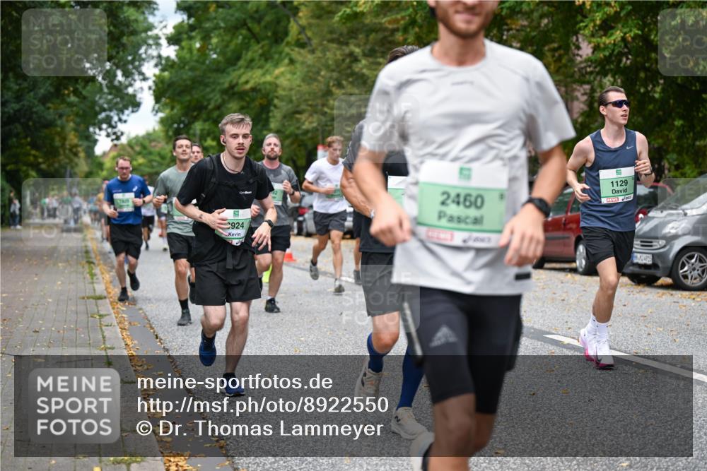 21.09.2025 - PSD Bank Halbmarathon Dr. Thomas Lammeyer http://msf.ph/oto/8922550 21.09.2025 10:42:00 Laufen 7829, 924, 2460, 1129 meine-sportfotos.de