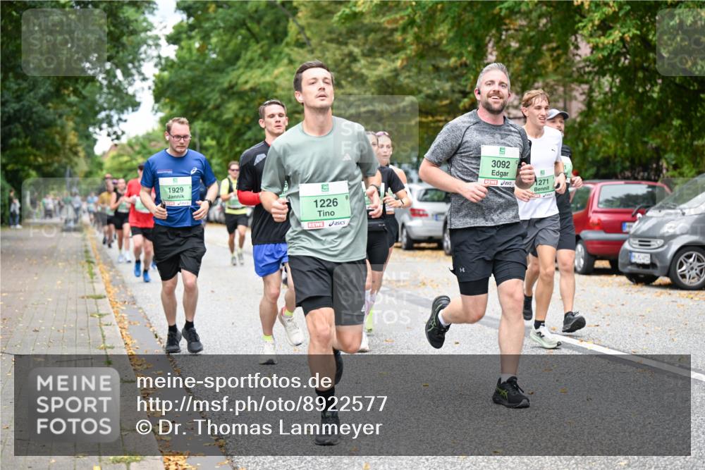 21.09.2025 - PSD Bank Halbmarathon Dr. Thomas Lammeyer http://msf.ph/oto/8922577 21.09.2025 10:42:03 Laufen 1929, 1226, 9, 3092, 1271 meine-sportfotos.de