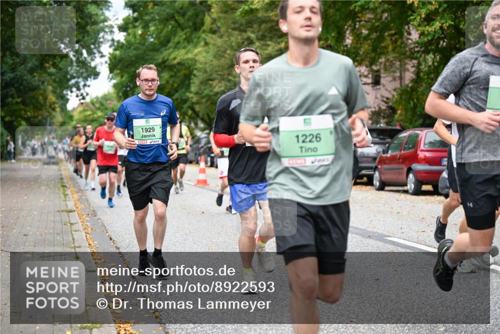21.09.2025 - PSD Bank Halbmarathon Dr. Thomas Lammeyer http://msf.ph/oto/8922593 21.09.2025 10:42:03 Laufen 1929, 1226 meine-sportfotos.de