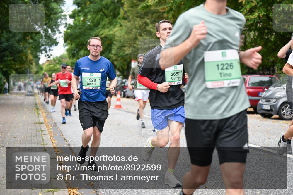 21.09.2025 - PSD Bank Halbmarathon Dr. Thomas Lammeyer http://msf.ph/oto/8922599 21.09.2025 10:42:04 Laufen 1929, 2657, 1226 meine-sportfotos.de