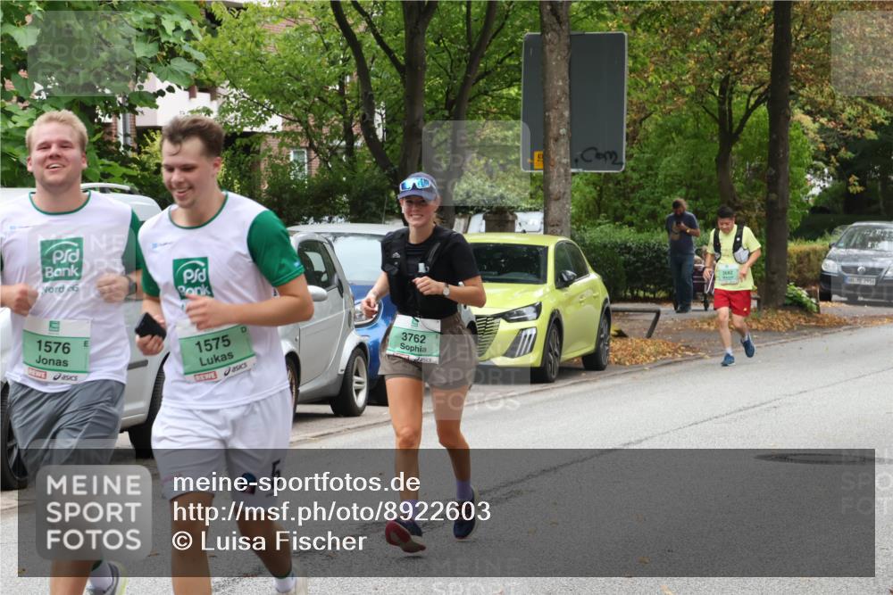 21.09.2025 - PSD Bank Halbmarathon Luisa Fischer http://msf.ph/oto/8922603 21.09.2025 12:10:18 Laufen 1576, 1575, 3762, 5, 3682 meine-sportfotos.de