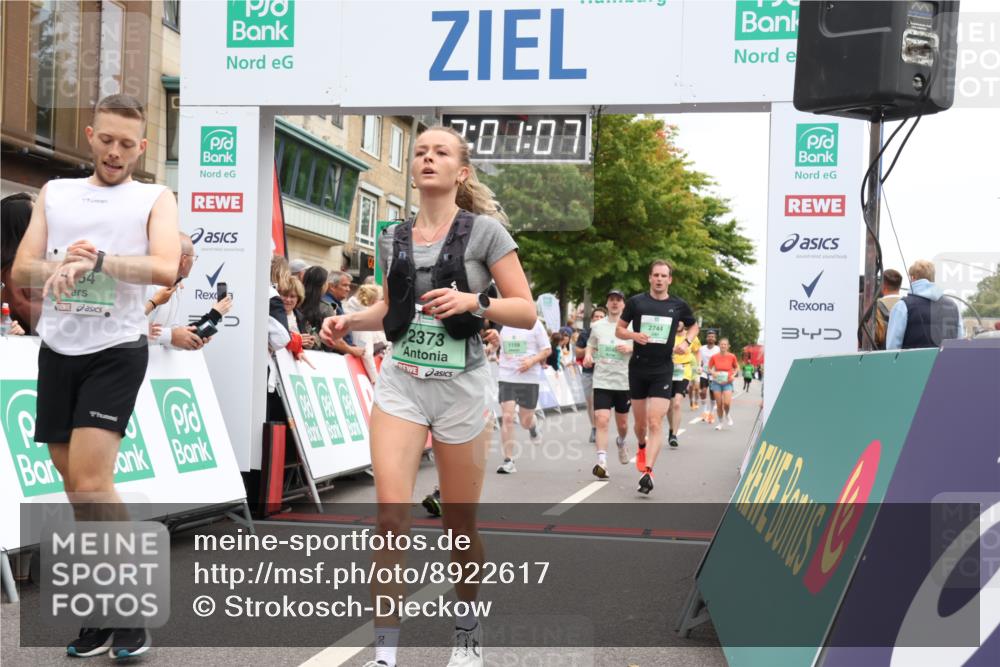 21.09.2025 - PSD Bank Halbmarathon Strokosch-Dieckow http://msf.ph/oto/8922617 21.09.2025 12:00:30 Ziel 1159, 1912, 1934, 2329, 2373, 2466, 2467, 2519, 2666, 2697, 2723, 2744, 3046, 3364 meine-sportfotos.de