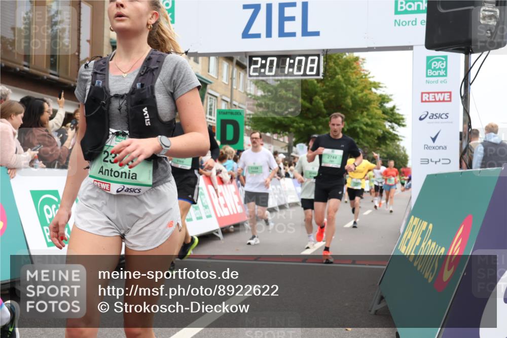 21.09.2025 - PSD Bank Halbmarathon Strokosch-Dieckow http://msf.ph/oto/8922622 21.09.2025 12:00:31 Ziel 1159, 1912, 1934, 2329, 2373, 2466, 2467, 2519, 2666, 2697, 2723, 2744, 3046, 3364, 3603 meine-sportfotos.de