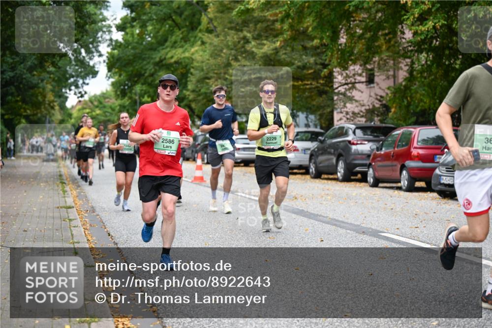 21.09.2025 - PSD Bank Halbmarathon Dr. Thomas Lammeyer http://msf.ph/oto/8922643 21.09.2025 10:42:06 Laufen 2586, 2229, 240, 4925, 36 meine-sportfotos.de