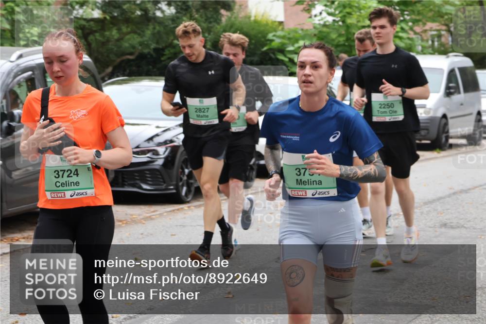 21.09.2025 - PSD Bank Halbmarathon Luisa Fischer http://msf.ph/oto/8922649 21.09.2025 12:10:45 Laufen 3724, 2827, 375, 2250 meine-sportfotos.de