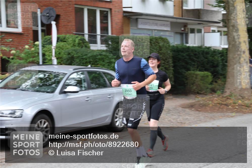 21.09.2025 - PSD Bank Halbmarathon Luisa Fischer http://msf.ph/oto/8922680 21.09.2025 12:11:16 Laufen 2950, 4121 meine-sportfotos.de