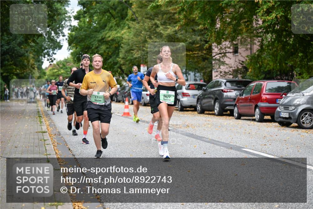 21.09.2025 - PSD Bank Halbmarathon Dr. Thomas Lammeyer http://msf.ph/oto/8922743 21.09.2025 10:42:11 Laufen 1711, 2677, 4915 meine-sportfotos.de