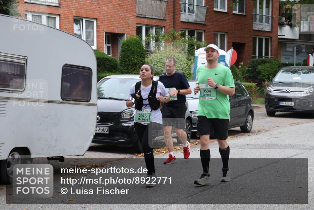 21.09.2025 - PSD Bank Halbmarathon Luisa Fischer http://msf.ph/oto/8922771 21.09.2025 12:12:10 Laufen 3500, 2975, 3504, 3187 meine-sportfotos.de