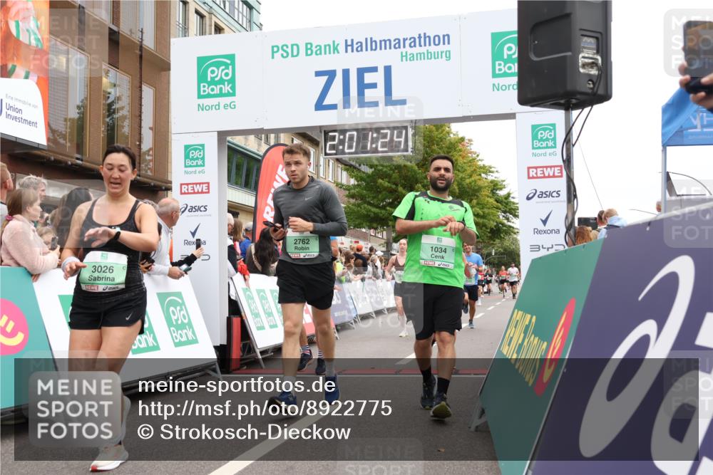 21.09.2025 - PSD Bank Halbmarathon Strokosch-Dieckow http://msf.ph/oto/8922775 21.09.2025 12:00:48 Ziel 1034, 2317, 2388, 2516, 2761, 2762, 3026, 3104, 3957, 3961 meine-sportfotos.de