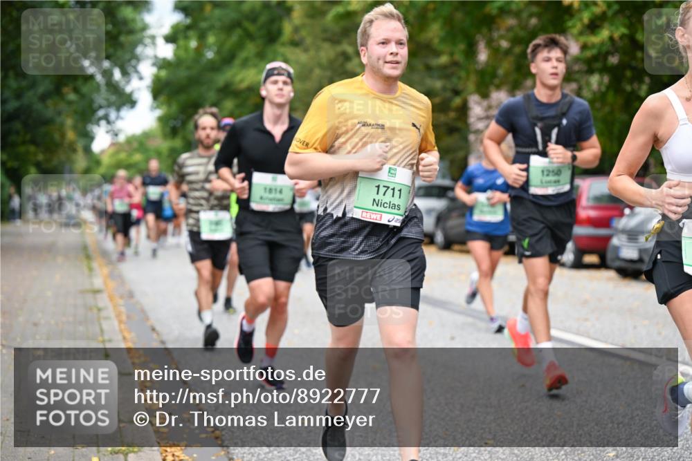21.09.2025 - PSD Bank Halbmarathon Dr. Thomas Lammeyer http://msf.ph/oto/8922777 21.09.2025 10:42:13 Laufen 1814, 1711, 1250 meine-sportfotos.de