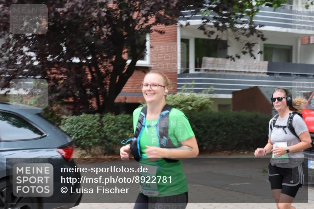 21.09.2025 - PSD Bank Halbmarathon Luisa Fischer http://msf.ph/oto/8922781 21.09.2025 12:13:14 Laufen 3548 meine-sportfotos.de
