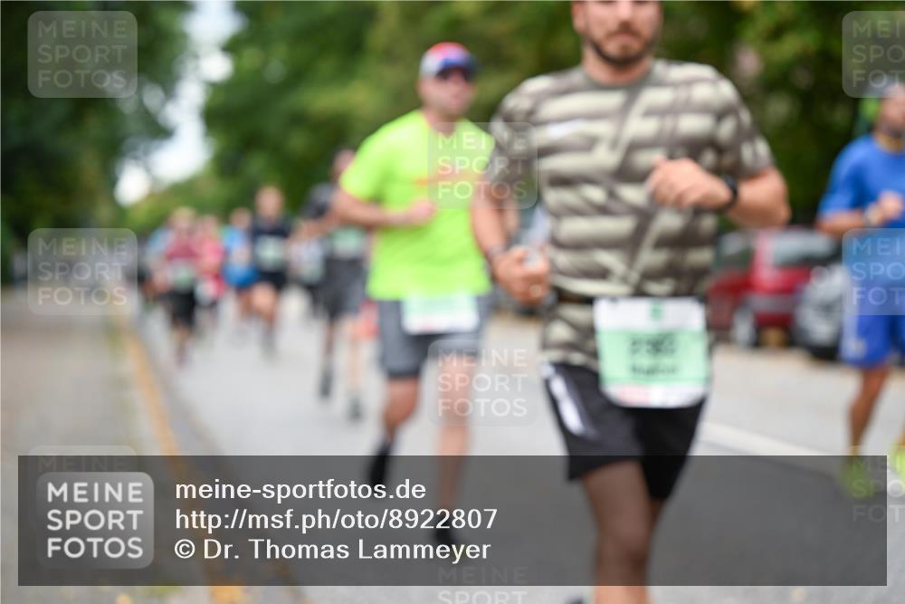 21.09.2025 - PSD Bank Halbmarathon Dr. Thomas Lammeyer http://msf.ph/oto/8922807 21.09.2025 10:42:15 Laufen  meine-sportfotos.de