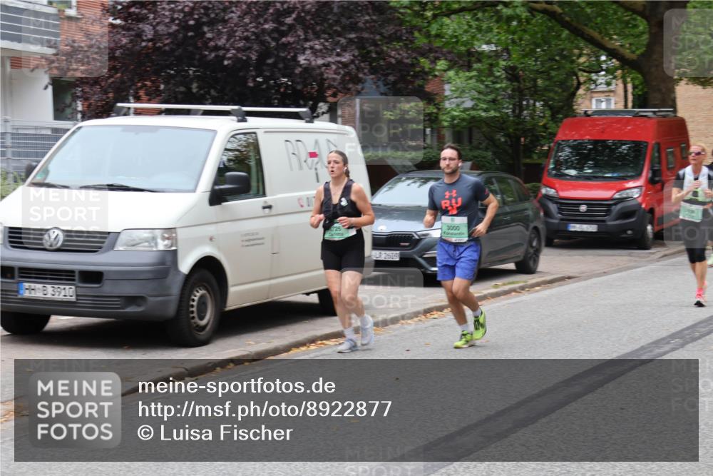 21.09.2025 - PSD Bank Halbmarathon Luisa Fischer http://msf.ph/oto/8922877 21.09.2025 12:14:14 Laufen 3910, 607, 3000 meine-sportfotos.de