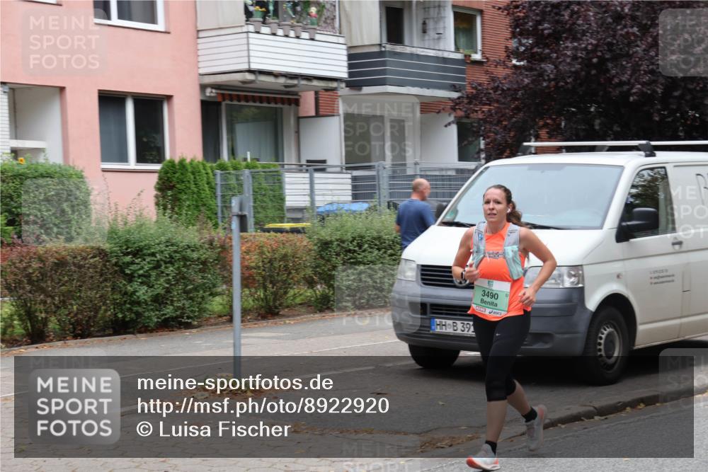 21.09.2025 - PSD Bank Halbmarathon Luisa Fischer http://msf.ph/oto/8922920 21.09.2025 12:14:23 Laufen 3490, 391 meine-sportfotos.de