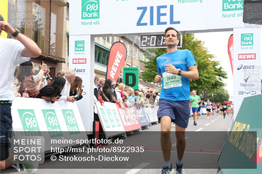 21.09.2025 - PSD Bank Halbmarathon Strokosch-Dieckow http://msf.ph/oto/8922935 21.09.2025 12:01:14 Ziel 1203, 1477, 1764, 2661, 2683, 2853, 3956, 4009 meine-sportfotos.de