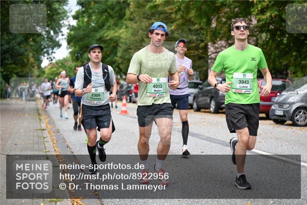 21.09.2025 - PSD Bank Halbmarathon Dr. Thomas Lammeyer http://msf.ph/oto/8922956 21.09.2025 10:42:24 Laufen 3943, 2309, 4013 meine-sportfotos.de