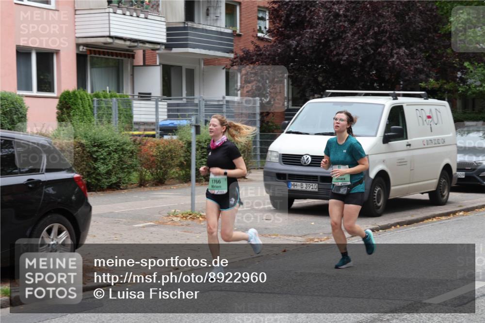 21.09.2025 - PSD Bank Halbmarathon Luisa Fischer http://msf.ph/oto/8922960 21.09.2025 12:14:38 Laufen 1766, 3910, 0179, 32, 82, 104 meine-sportfotos.de