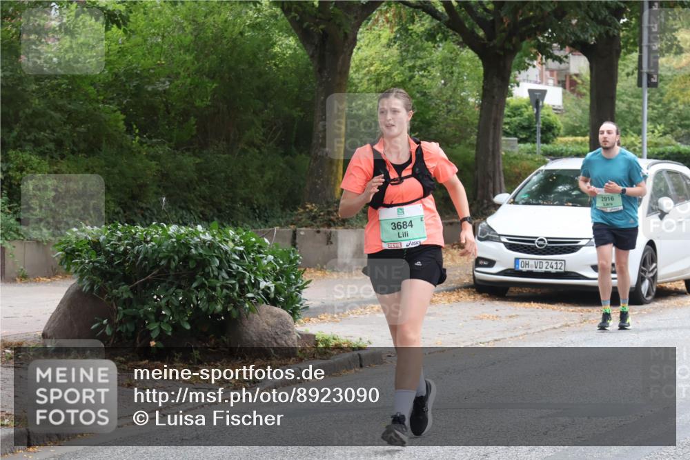 21.09.2025 - PSD Bank Halbmarathon Luisa Fischer http://msf.ph/oto/8923090 21.09.2025 12:19:28 Laufen 3684, 2412, 2916 meine-sportfotos.de