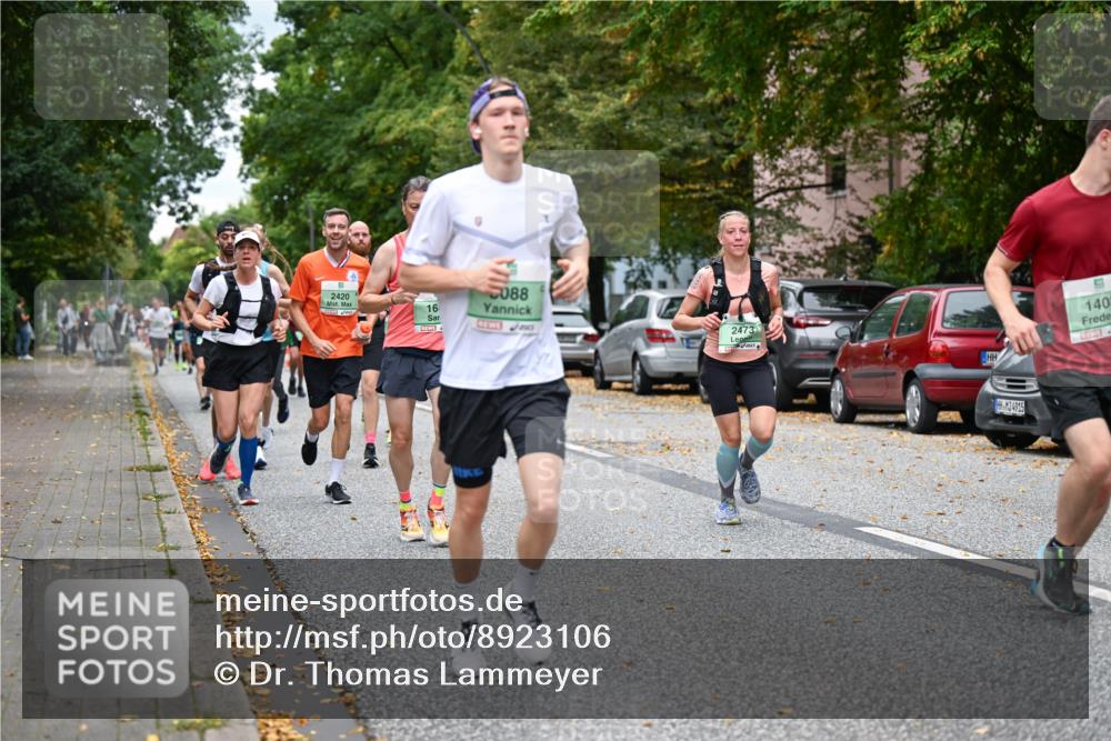 21.09.2025 - PSD Bank Halbmarathon Dr. Thomas Lammeyer http://msf.ph/oto/8923106 21.09.2025 10:42:31 Laufen 2420, 16, 5088, 2473, 4915, 1405 meine-sportfotos.de