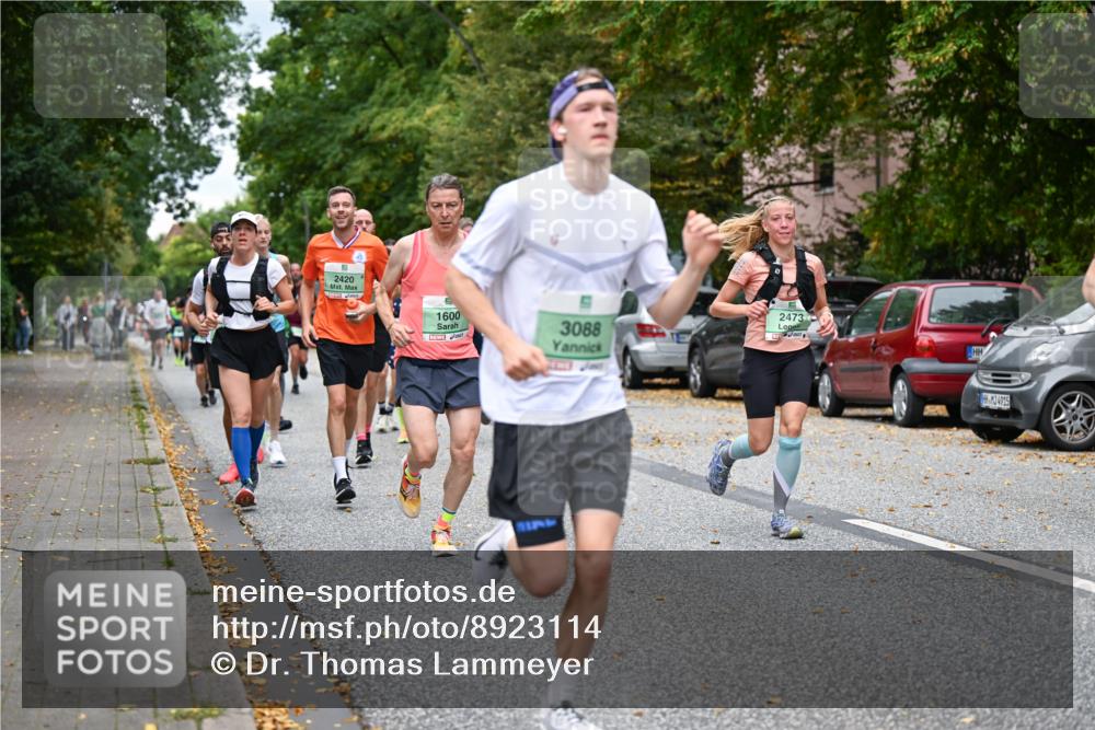 21.09.2025 - PSD Bank Halbmarathon Dr. Thomas Lammeyer http://msf.ph/oto/8923114 21.09.2025 10:42:31 Laufen 2420, 1600, 3088, 2473, 4915 meine-sportfotos.de