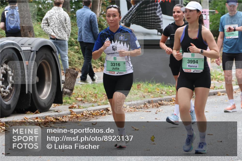 21.09.2025 - PSD Bank Halbmarathon Luisa Fischer http://msf.ph/oto/8923137 21.09.2025 12:22:23 Laufen 3316, 3994 meine-sportfotos.de