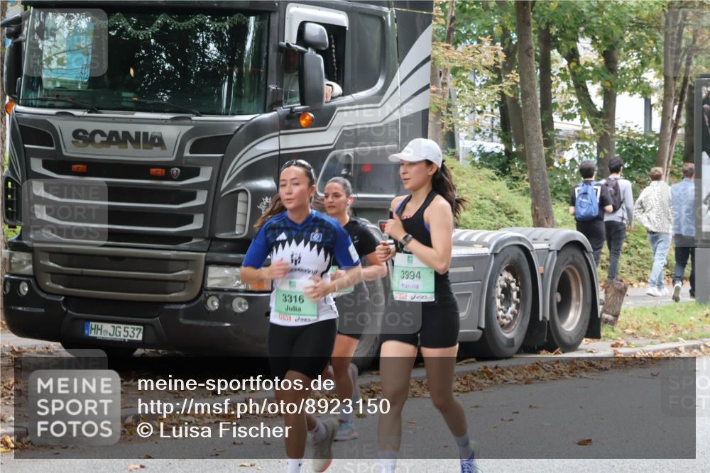 21.09.2025 - PSD Bank Halbmarathon Luisa Fischer http://msf.ph/oto/8923150 21.09.2025 12:22:26 Laufen 537, 3316, 3994 meine-sportfotos.de