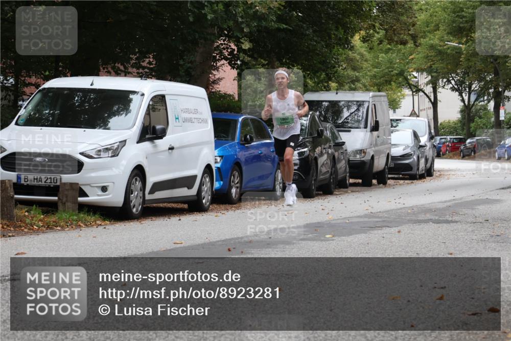 21.09.2025 - PSD Bank Halbmarathon Luisa Fischer http://msf.ph/oto/8923281 21.09.2025 11:04:39 Laufen 210, 1807 meine-sportfotos.de