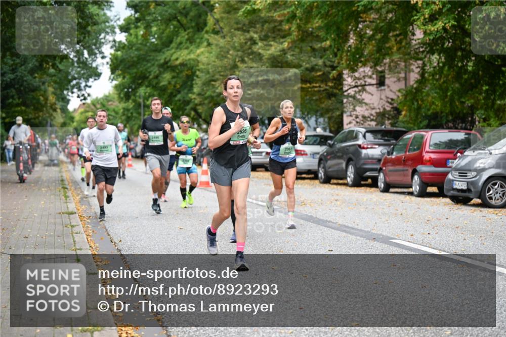 21.09.2025 - PSD Bank Halbmarathon Dr. Thomas Lammeyer http://msf.ph/oto/8923293 21.09.2025 10:42:43 Laufen 2490, 2626, 2493, 2361, 4915 meine-sportfotos.de