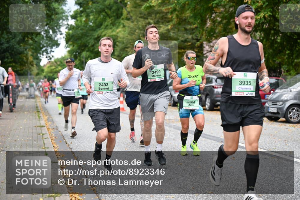 21.09.2025 - PSD Bank Halbmarathon Dr. Thomas Lammeyer http://msf.ph/oto/8923346 21.09.2025 10:42:45 Laufen 2493, 2490, 2304, 3935 meine-sportfotos.de