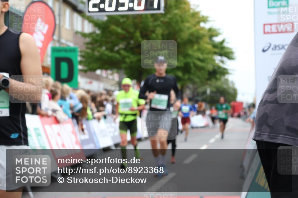 21.09.2025 - PSD Bank Halbmarathon Strokosch-Dieckow http://msf.ph/oto/8923368 21.09.2025 12:02:30 Ziel 1026, 1121, 1466, 3085, 3105 meine-sportfotos.de