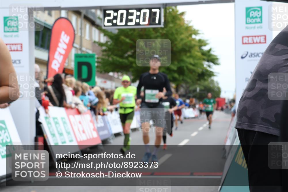 21.09.2025 - PSD Bank Halbmarathon Strokosch-Dieckow http://msf.ph/oto/8923373 21.09.2025 12:02:30 Ziel 1026, 1121, 1466, 3085, 3105 meine-sportfotos.de