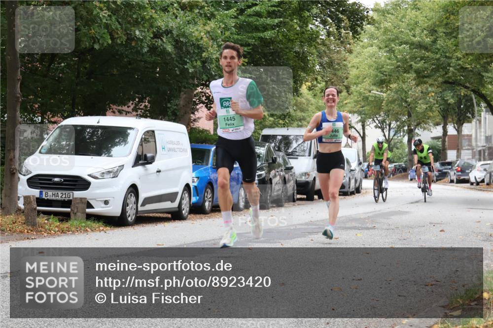 21.09.2025 - PSD Bank Halbmarathon Luisa Fischer http://msf.ph/oto/8923420 21.09.2025 11:08:02 Laufen 210, 1445, 446 meine-sportfotos.de