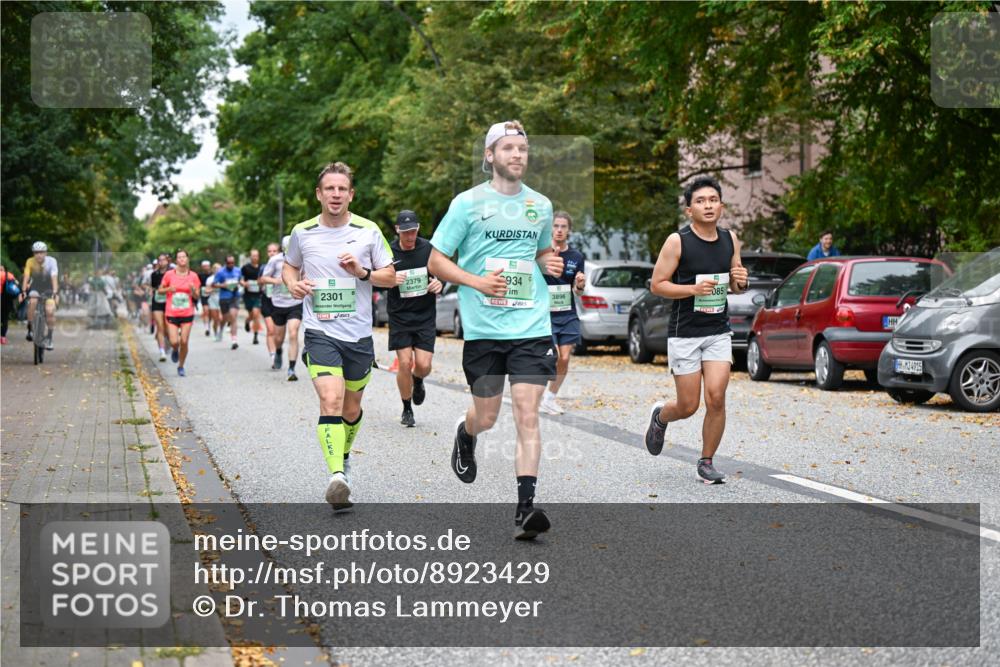 21.09.2025 - PSD Bank Halbmarathon Dr. Thomas Lammeyer http://msf.ph/oto/8923429 21.09.2025 10:42:50 Laufen 2379, 2301, 934, 3896, 4915 meine-sportfotos.de