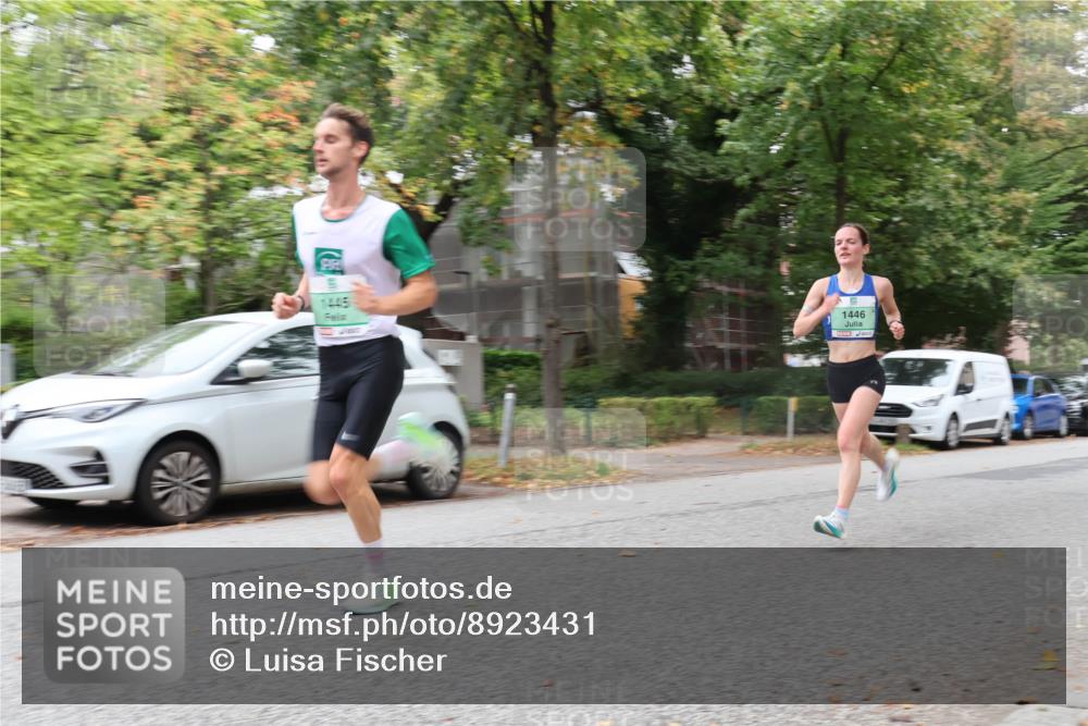 21.09.2025 - PSD Bank Halbmarathon Luisa Fischer http://msf.ph/oto/8923431 21.09.2025 11:08:04 Laufen 1445, 1446 meine-sportfotos.de