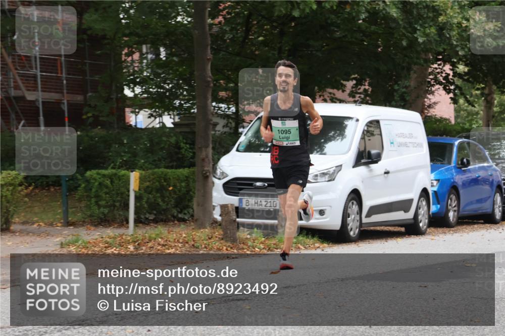 21.09.2025 - PSD Bank Halbmarathon Luisa Fischer http://msf.ph/oto/8923492 21.09.2025 11:08:41 Laufen 1095, 210 meine-sportfotos.de