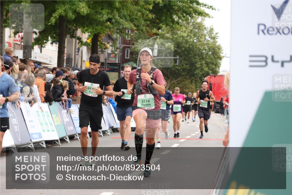 21.09.2025 - PSD Bank Halbmarathon Strokosch-Dieckow http://msf.ph/oto/8923504 21.09.2025 12:02:50 Ziel 3087, 3114 meine-sportfotos.de