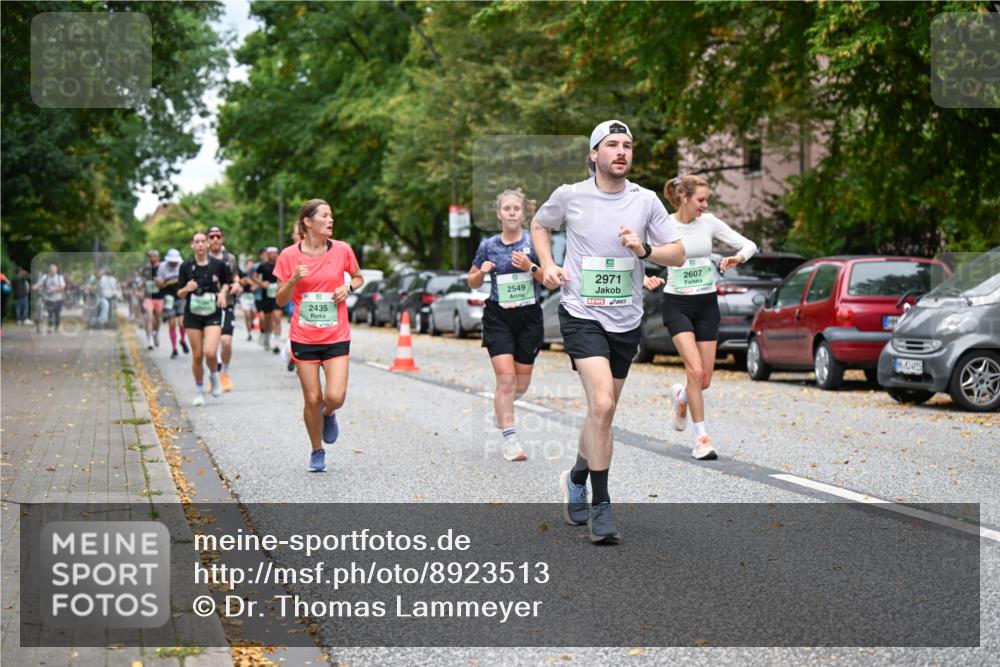 21.09.2025 - PSD Bank Halbmarathon Dr. Thomas Lammeyer http://msf.ph/oto/8923513 21.09.2025 10:42:55 Laufen 2435, 2549, 2971, 2607 meine-sportfotos.de