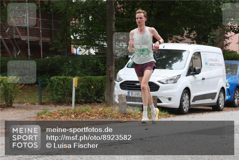 21.09.2025 - PSD Bank Halbmarathon Luisa Fischer http://msf.ph/oto/8923582 21.09.2025 11:09:38 Laufen 1833, 2 meine-sportfotos.de