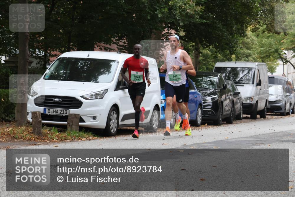 21.09.2025 - PSD Bank Halbmarathon Luisa Fischer http://msf.ph/oto/8923784 21.09.2025 11:11:32 Laufen 210, 1823, 1841 meine-sportfotos.de